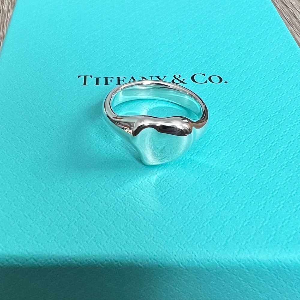 Tiffany & Co. full‎ heart ring by Elsa Peretti